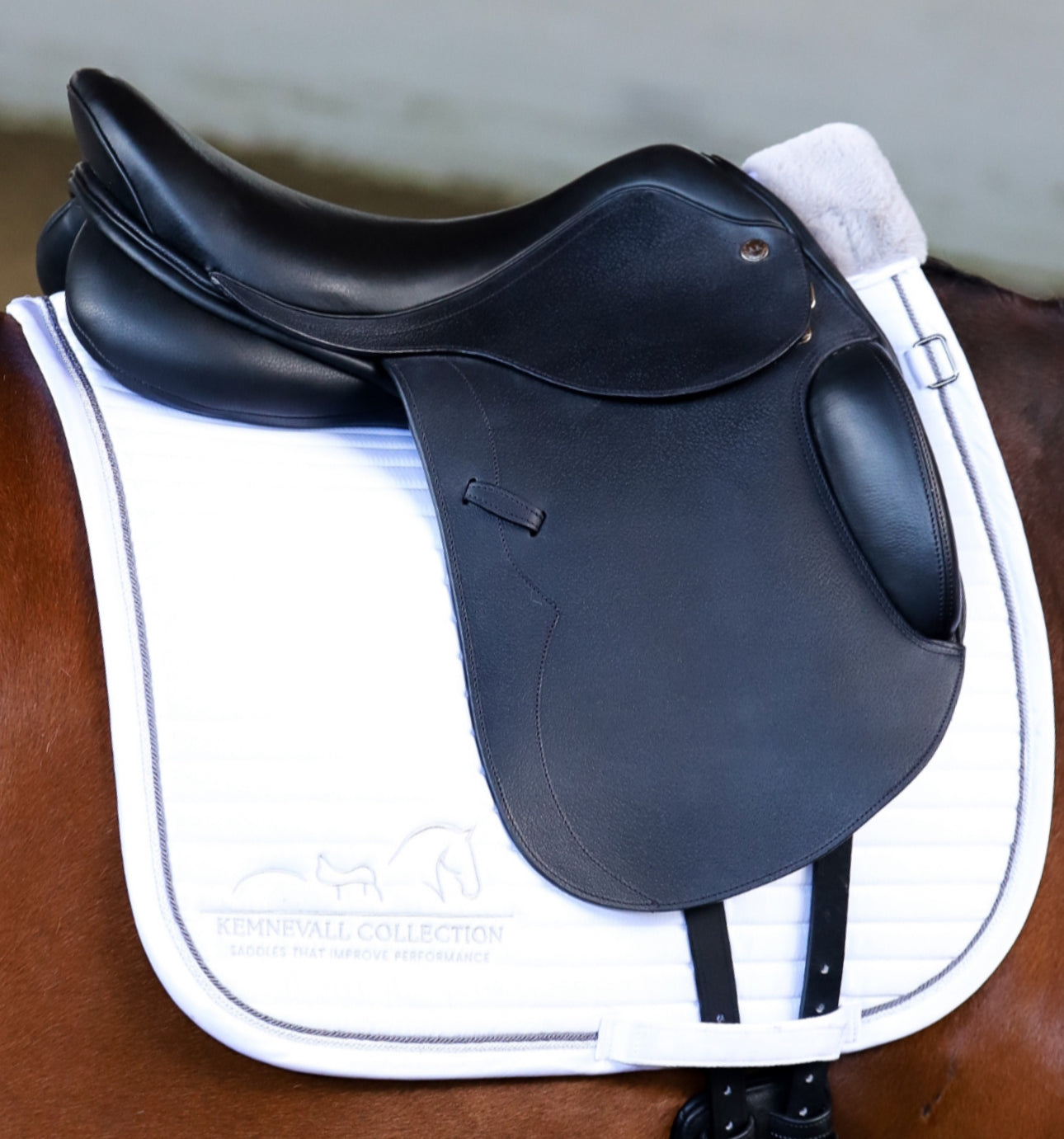 Kemnevall Nancy Dressage Saddle